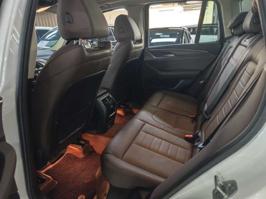 BMW X3 2021 car image #6