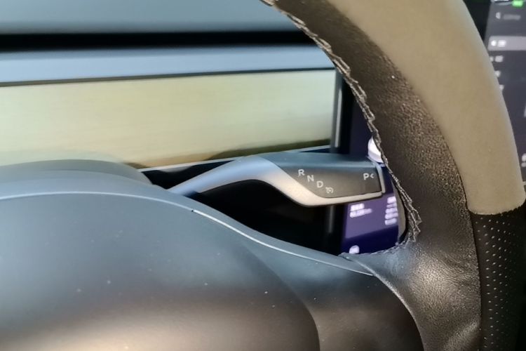 Tesla Model 3 2021 car image #18