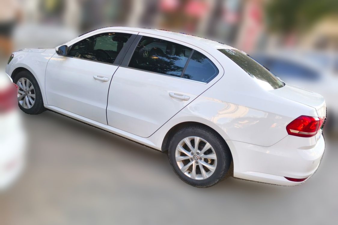 Volkswagen Lavida 2018 car image #3