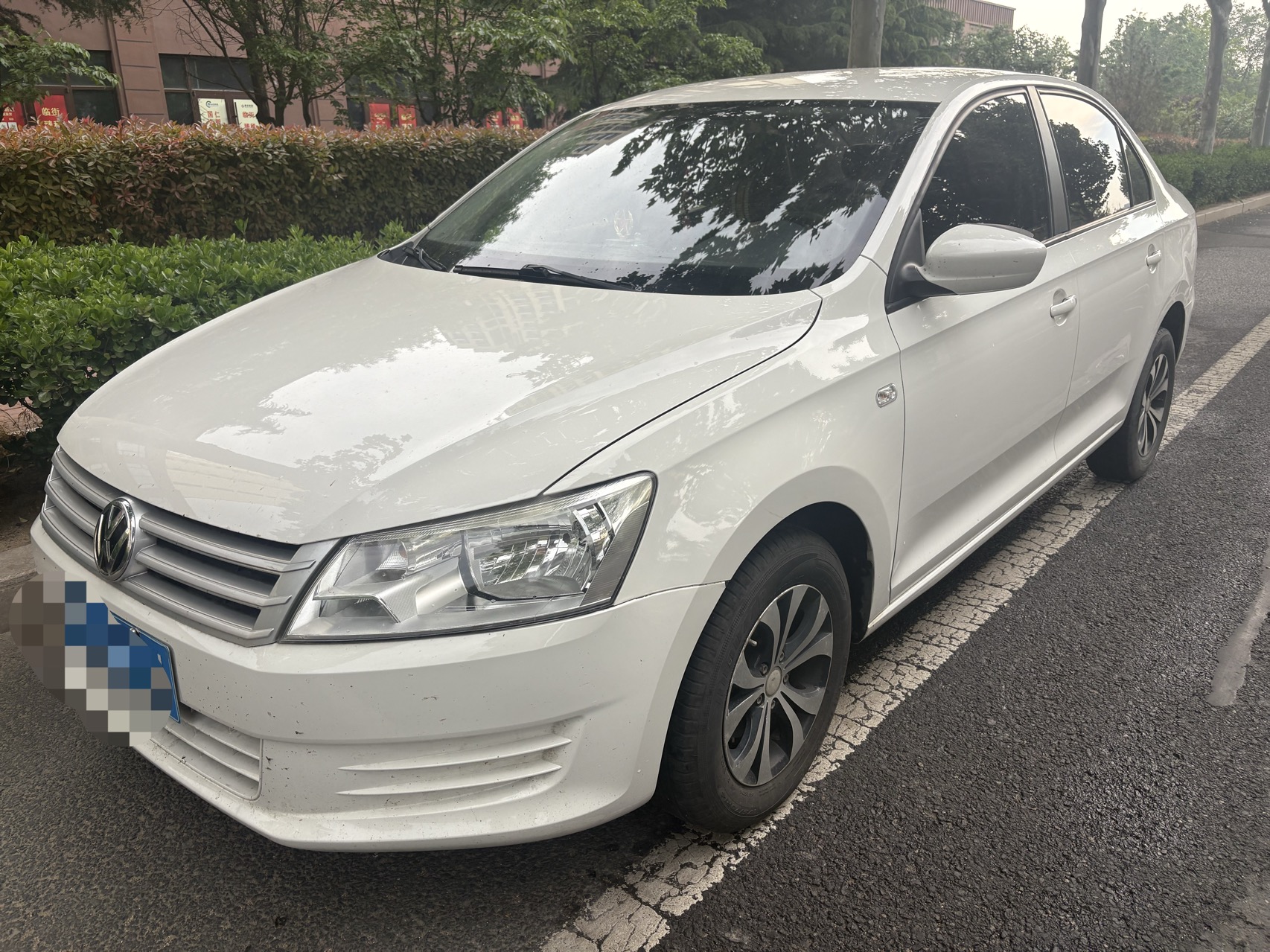 Volkswagen Santana 2014 car image 