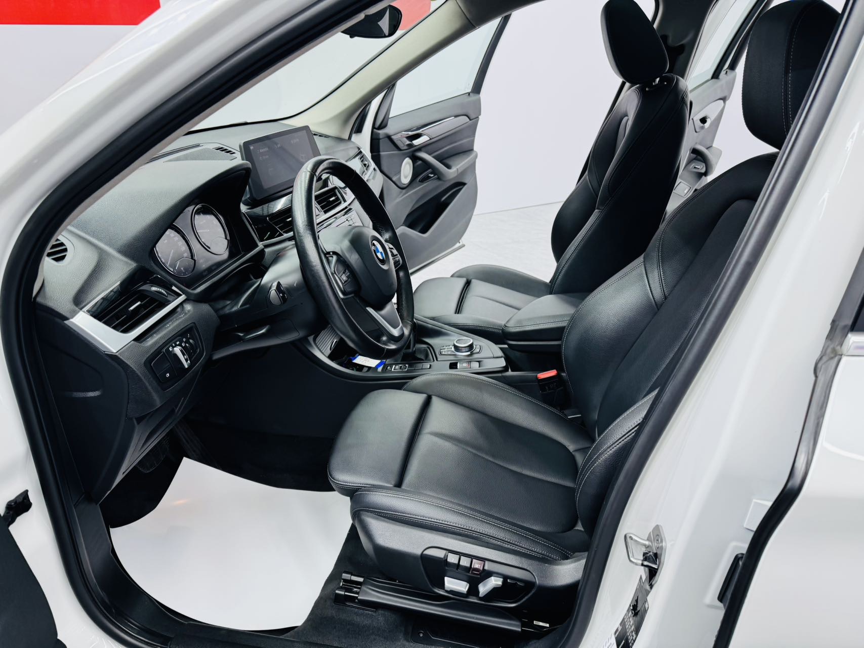 BMW X1 2023 car image #4