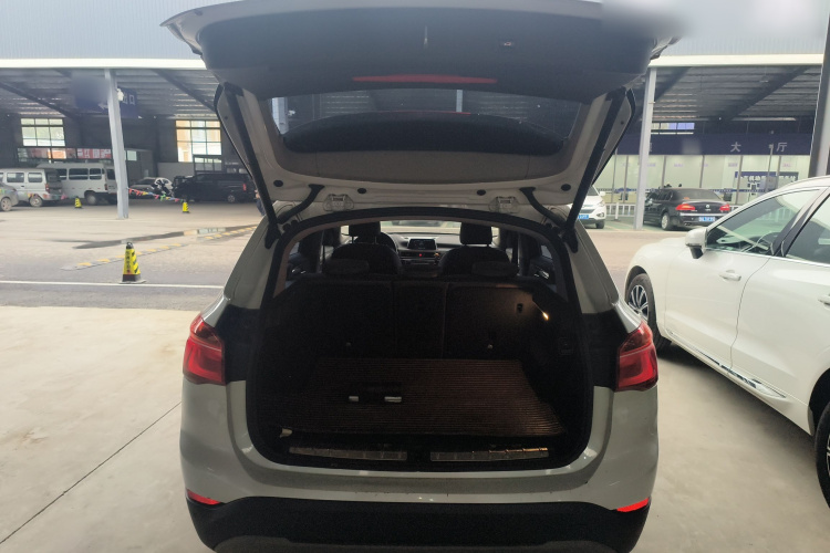 BMW X1 2018 imagen de coche #19