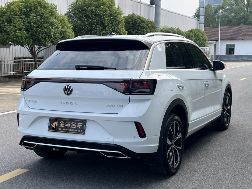 Volkswagen T-Roc 2024 car image #7