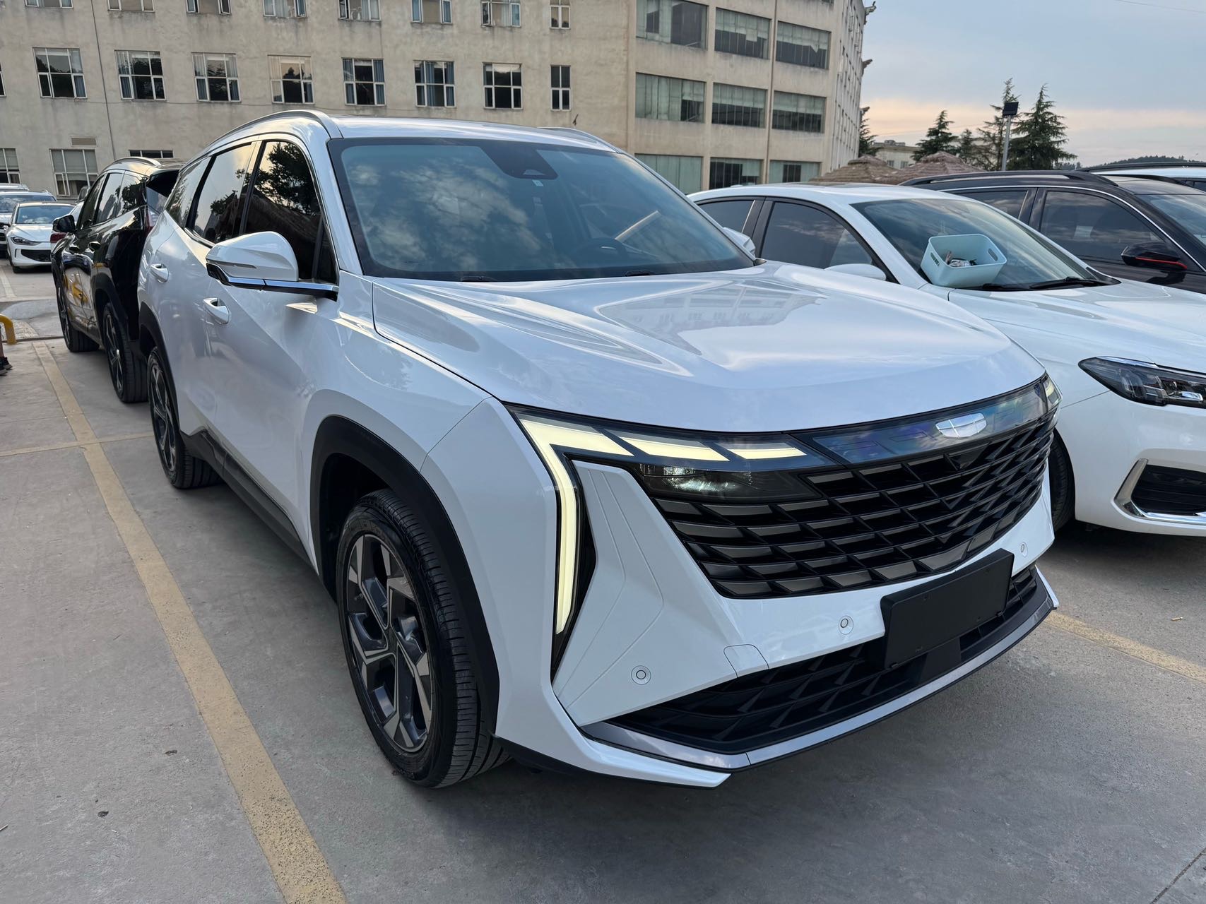 GEELY Boyue L 2023 #3 GEELY Boyue L 2023 car image #3
