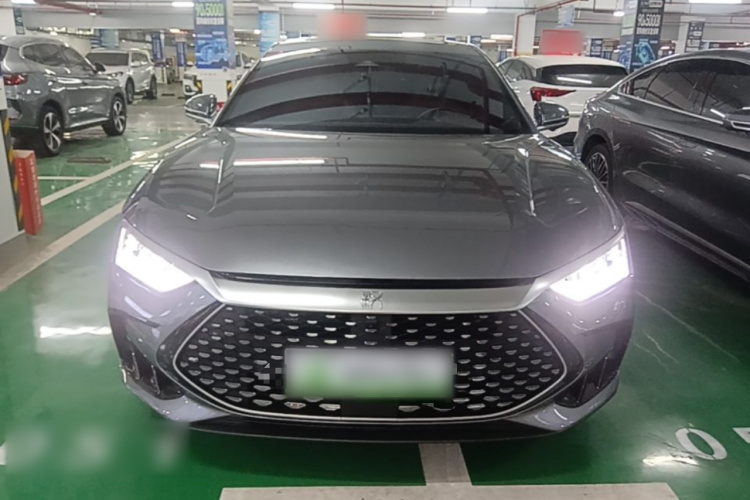 BYD Han 2023 car image #3