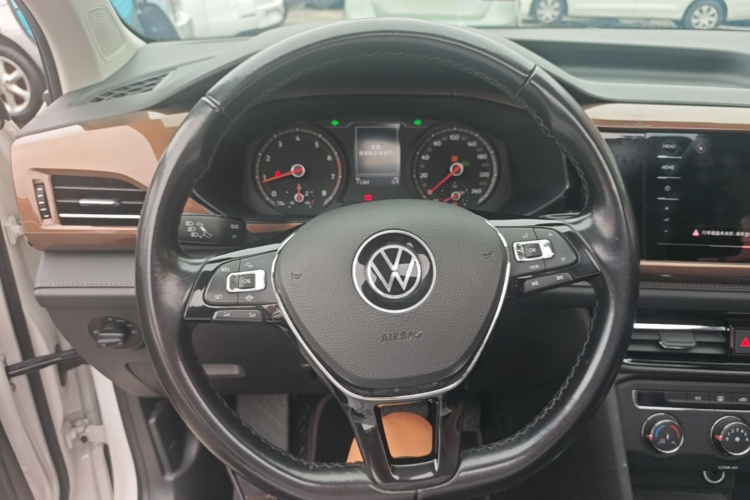 Volkswagen Tharu 2022 #11 Volkswagen Tharu 2022 car image #11