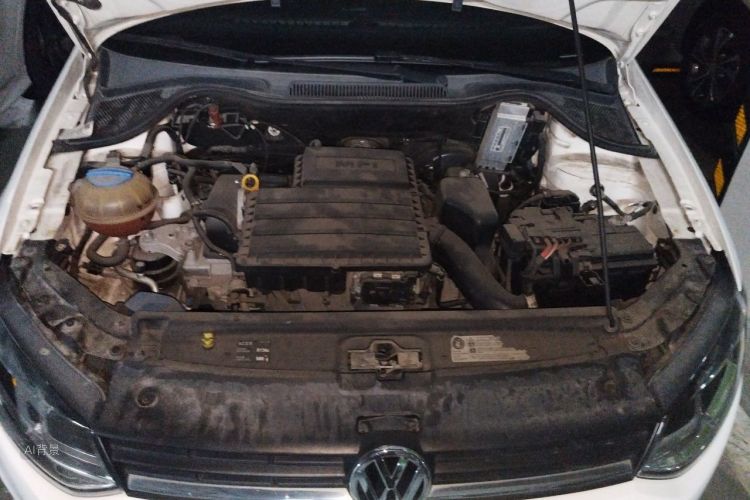 Volkswagen Polo 2016 car image #22