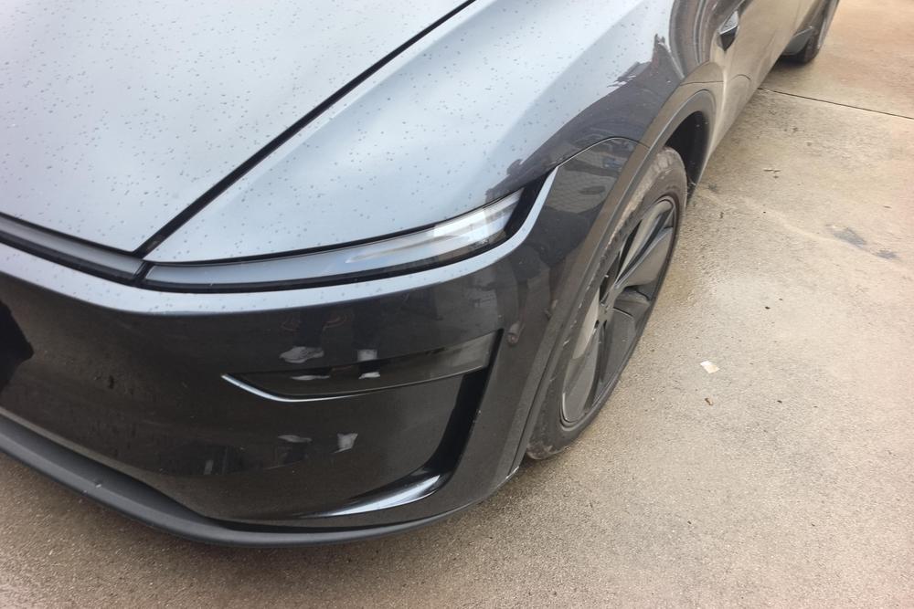 Tesla Model Y 2025 car image #4