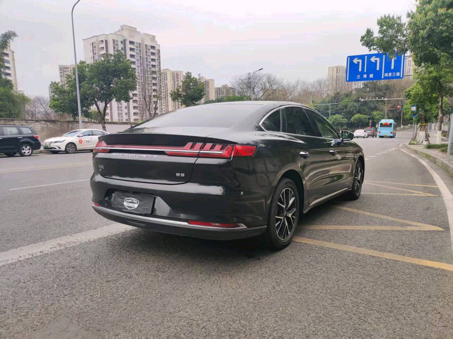 2022 изображение автомобиля #6