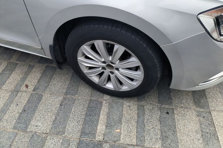 Volkswagen Bora 2016 car image #9