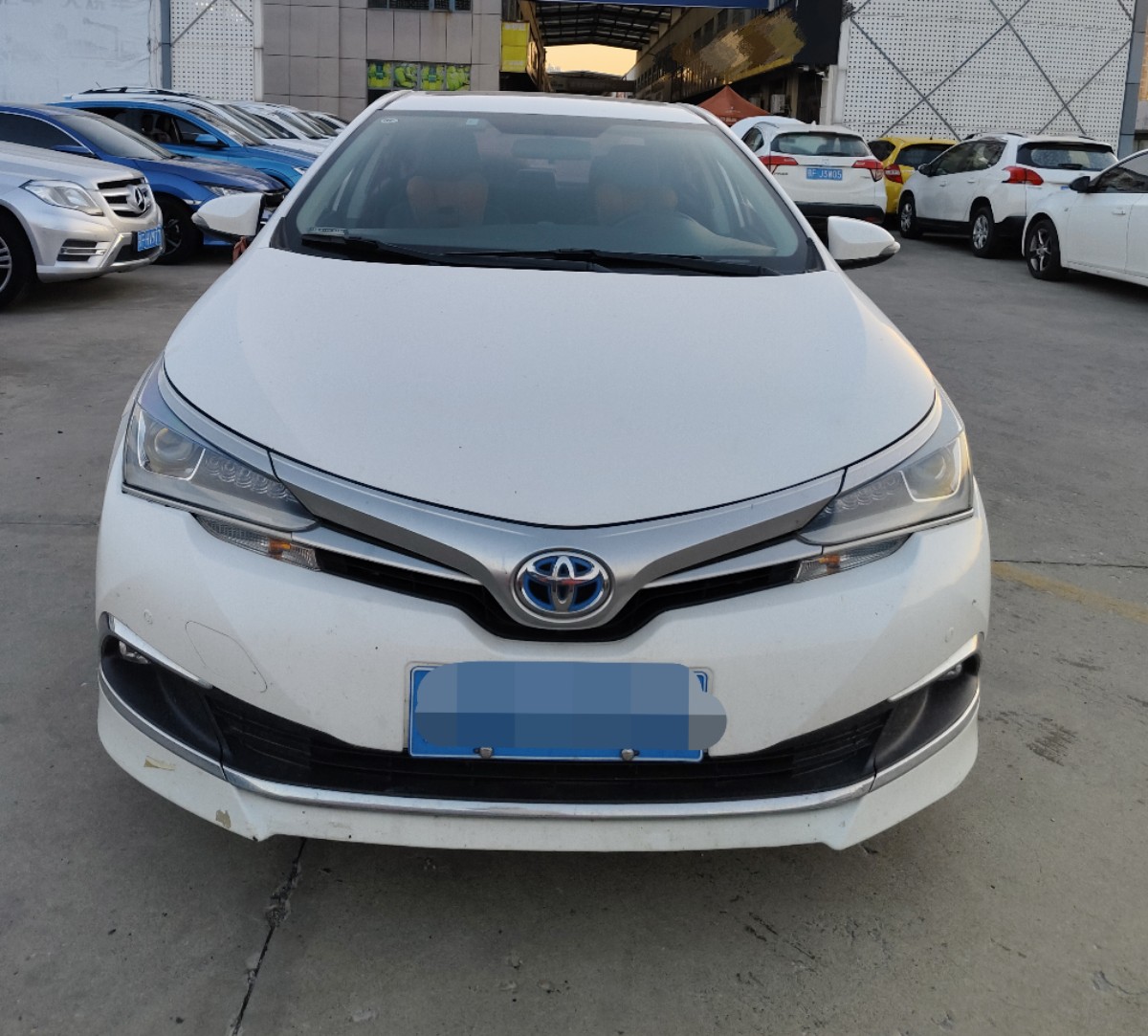 Toyota Corolla 2017 #2 Toyota Corolla 2017 car image #2
