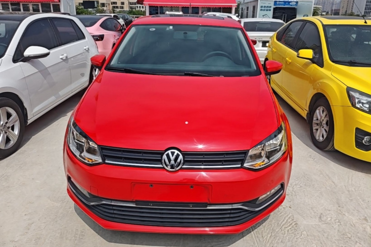 Volkswagen Polo 2017 car image #3