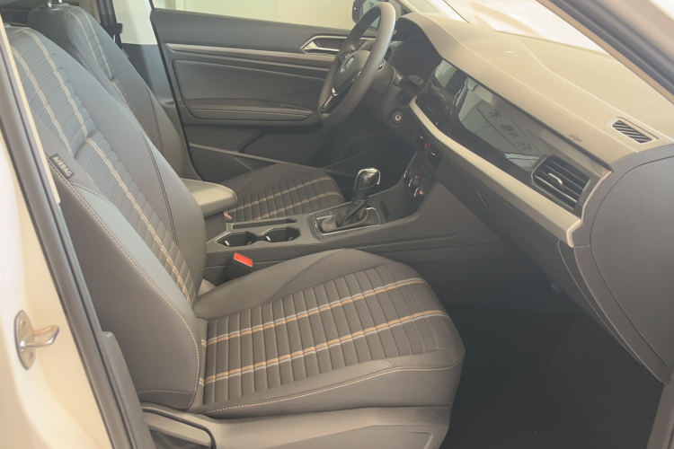 Volkswagen Lavida 2020 car image #10