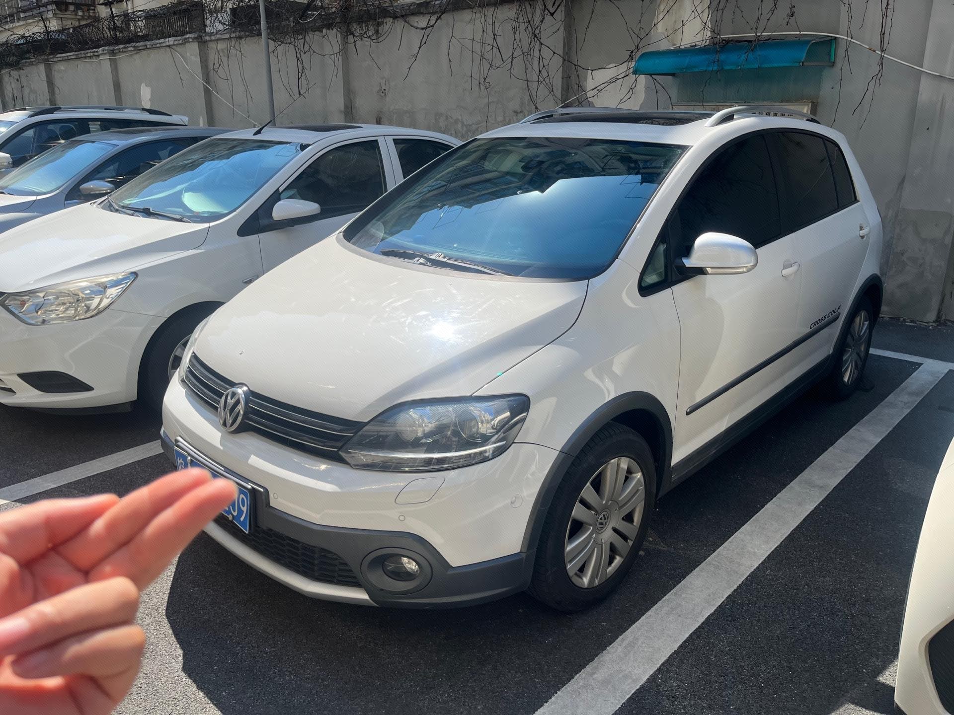 2014 2014 car image