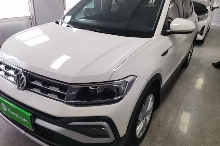 Volkswagen T-Cross 2020 #2 Volkswagen T-Cross 2020 car image #2