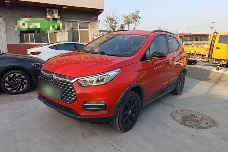 BYD Yuan New Energy 2019 #2 BYD Yuan New Energy 2019 car image #2