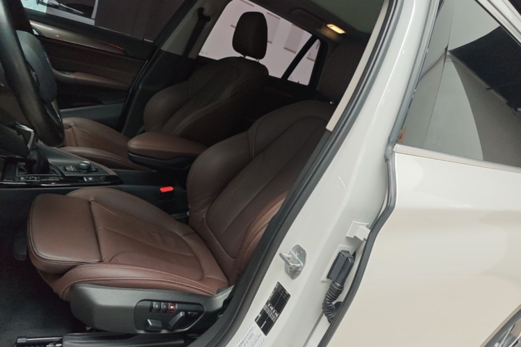 BMW X1 2018 #15 BMW X1 2018 car image #15