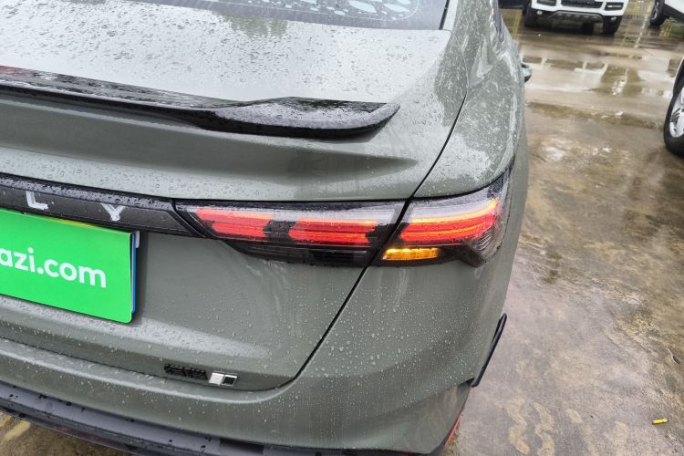 GEELY Binray 2022 immagine di auto #8