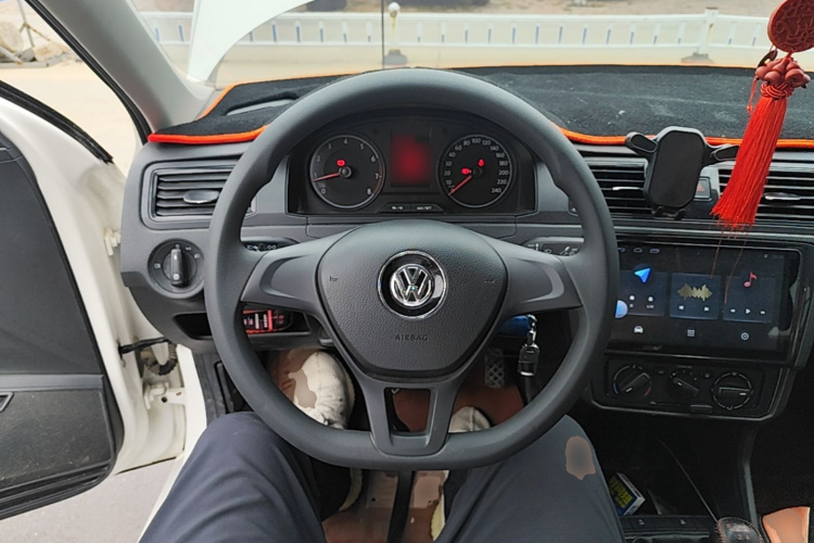 Volkswagen Santana 2020 #11 Volkswagen Santana 2020 car image #11