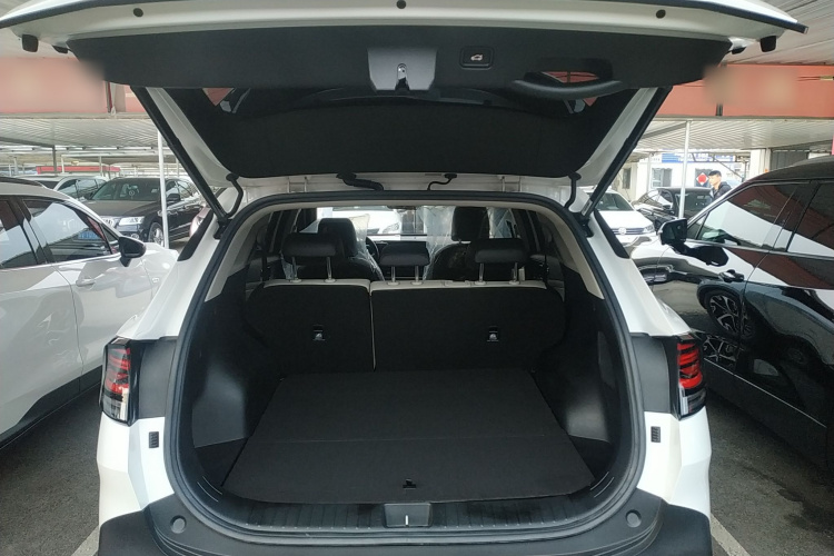 起亚 狮铂拓界 2022 汽车图片 #19