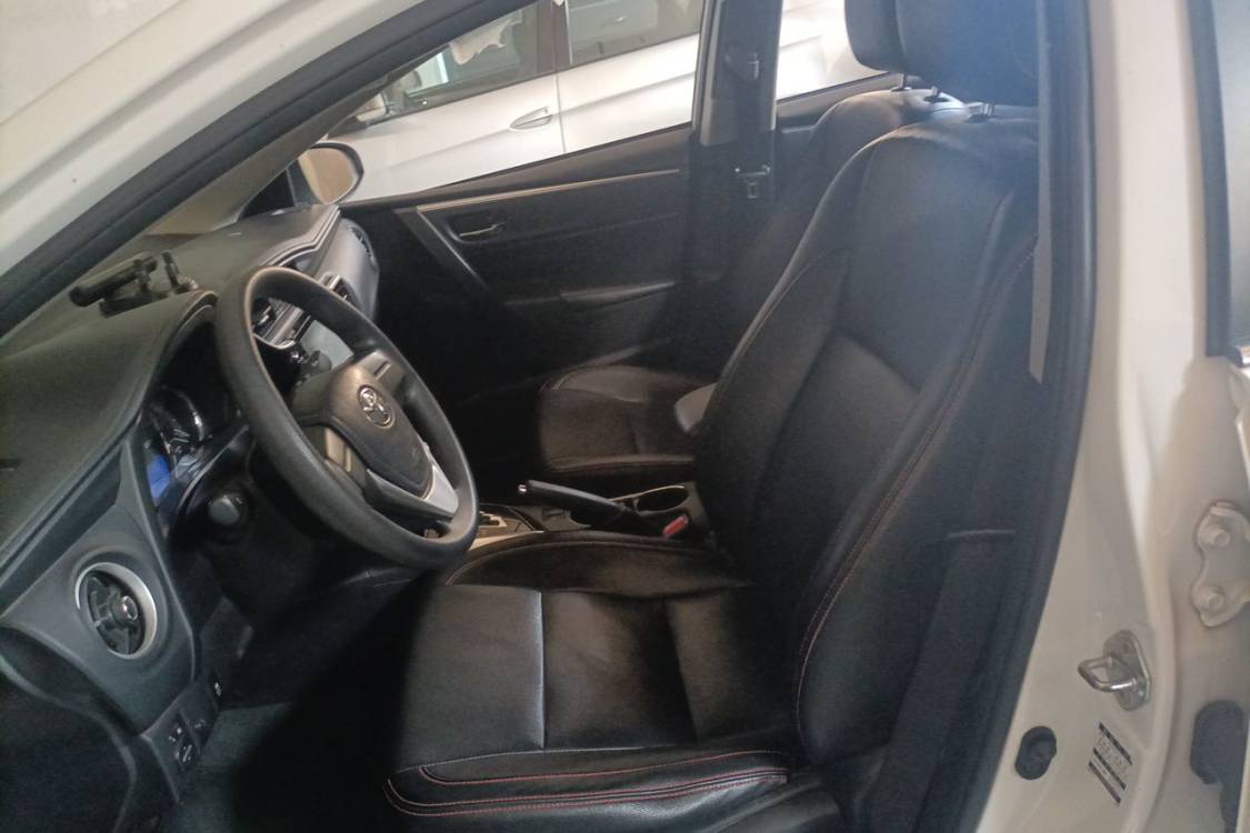 Toyota Corolla 2017 image de voiture #20