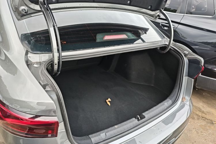 GEELY Emgrand 2022 immagine di auto #19