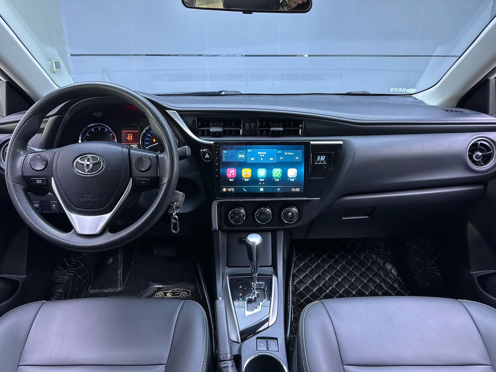 Toyota Corolla 2017 #5 Toyota Corolla 2017 car image #5