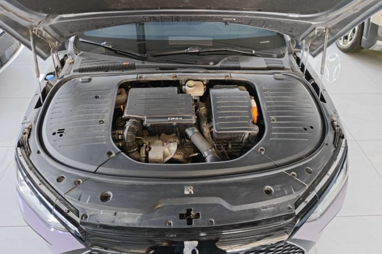 BYD Han 2023 car image #20