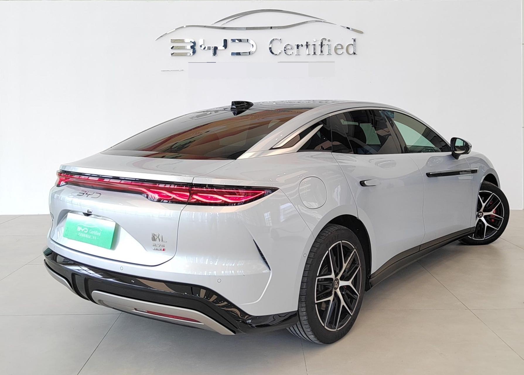 BYD HanL 2025 car image #8
