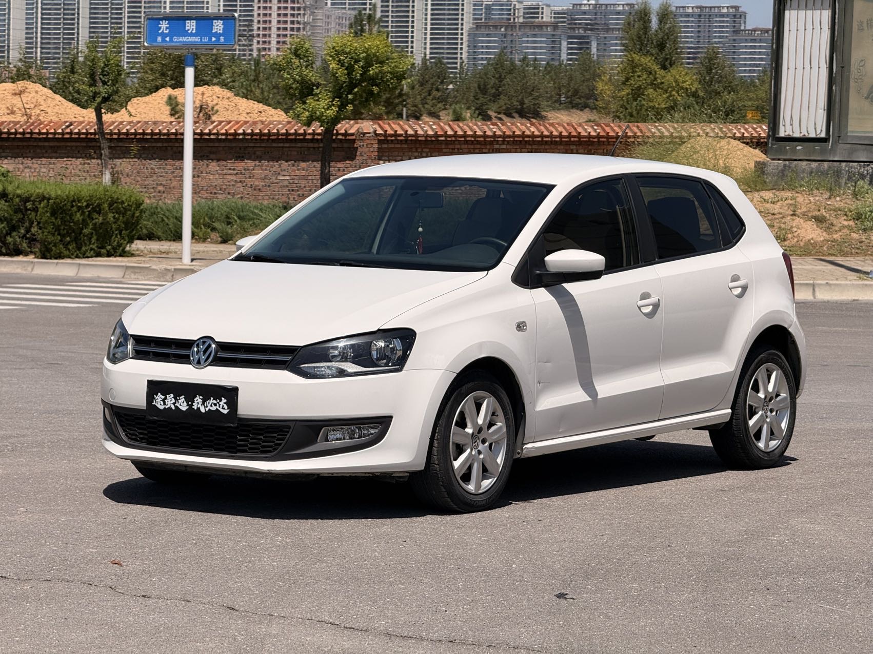 Volkswagen Polo 2013 car image 