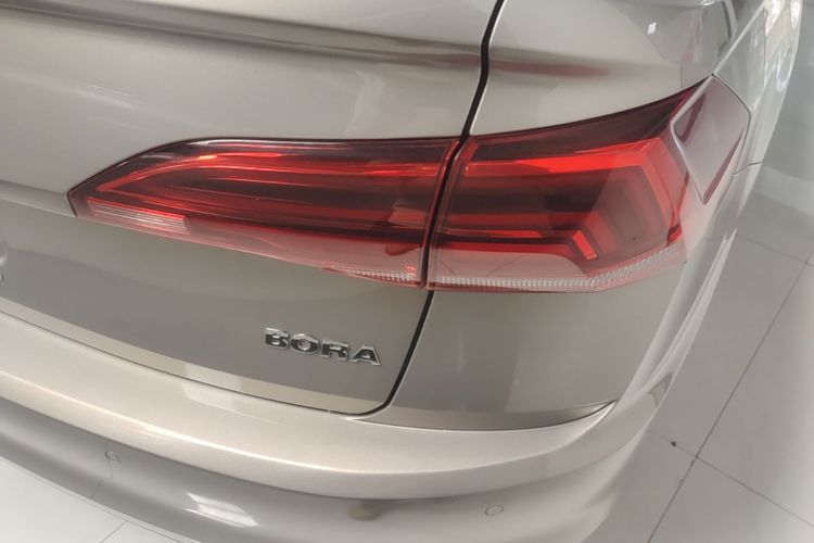 Volkswagen Bora 2019 car image #8