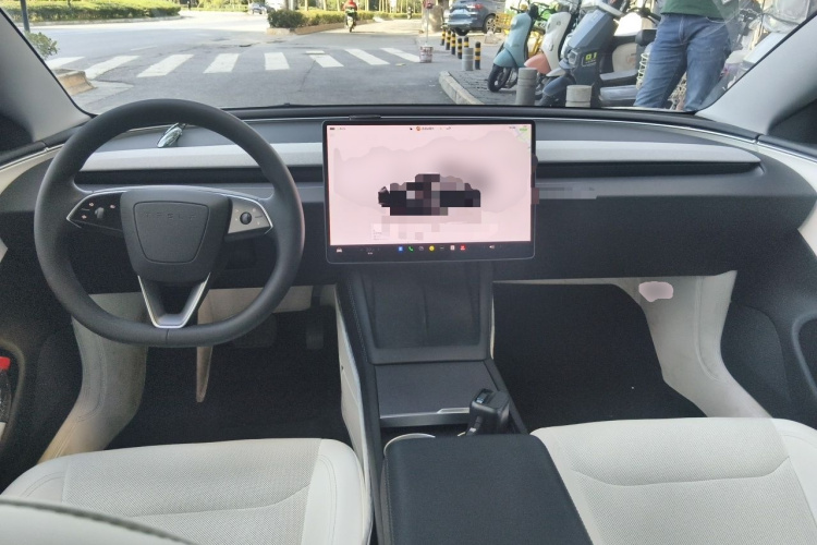 Tesla Model 3 2023 #7 Tesla Model 3 2023 car image #7