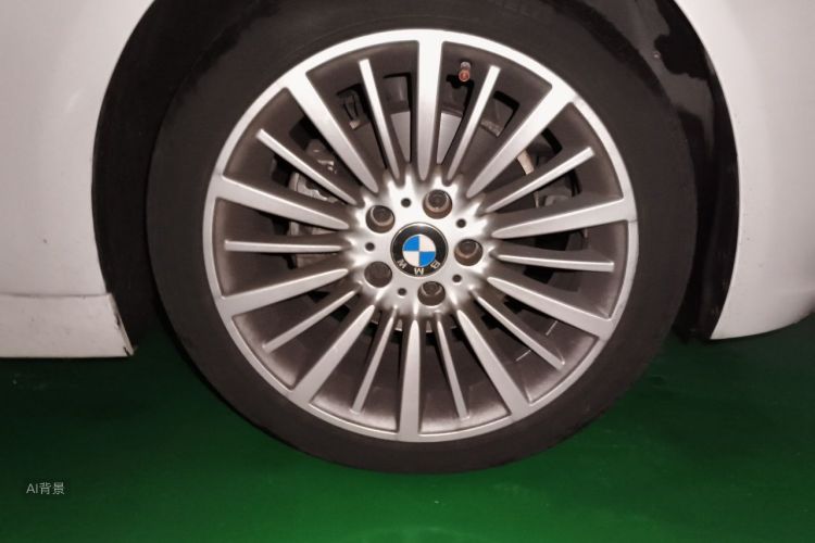 BMW 3 Series 2018 #9 BMW 3 Series 2018 car image #9