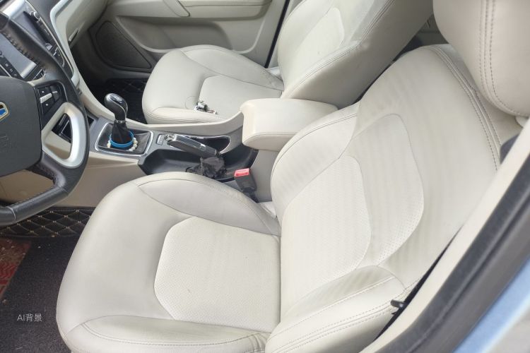 GEELY Emgrand 2014 #17 GEELY Emgrand 2014 صورة سيارة #17