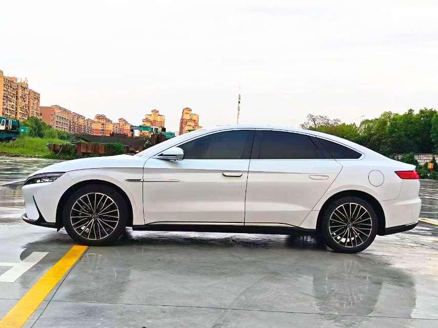 BYD Han 2022 car image #2