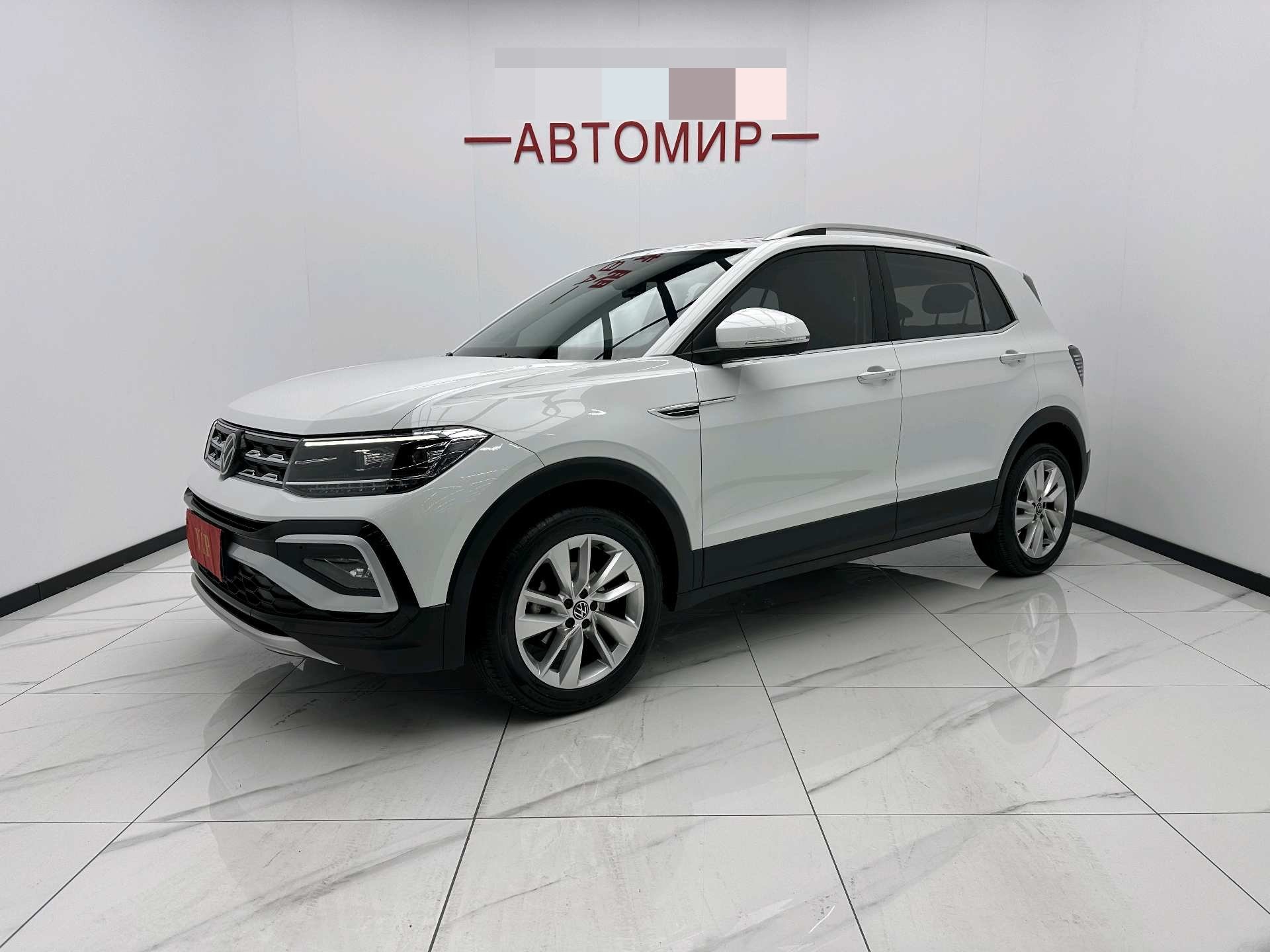 Volkswagen T-Cross 2024 car image 