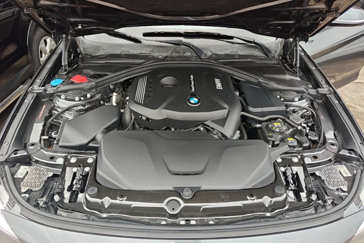 BMW 3 Series GT 2021 #22 BMW 3 Series GT 2021 car image #22