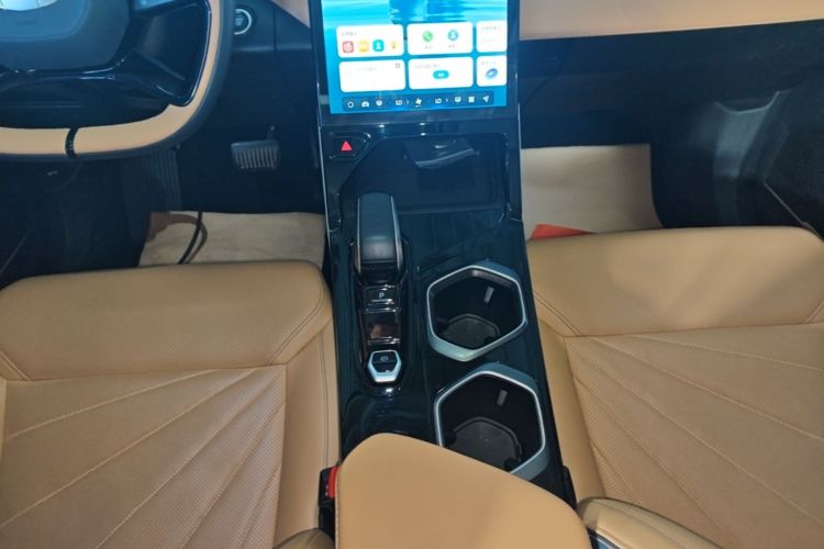 GEELY Boyue L 2023 #14 GEELY Boyue L 2023 imagen de coche #14