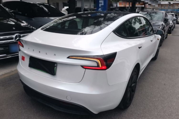 Tesla Model 3 2023 #7 Tesla Model 3 2023 car image #7