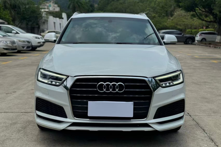 Audi Q3 2019 #6 Audi Q3 2019 car image #6
