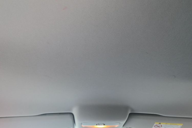 Volkswagen Polo 2018 car image #18