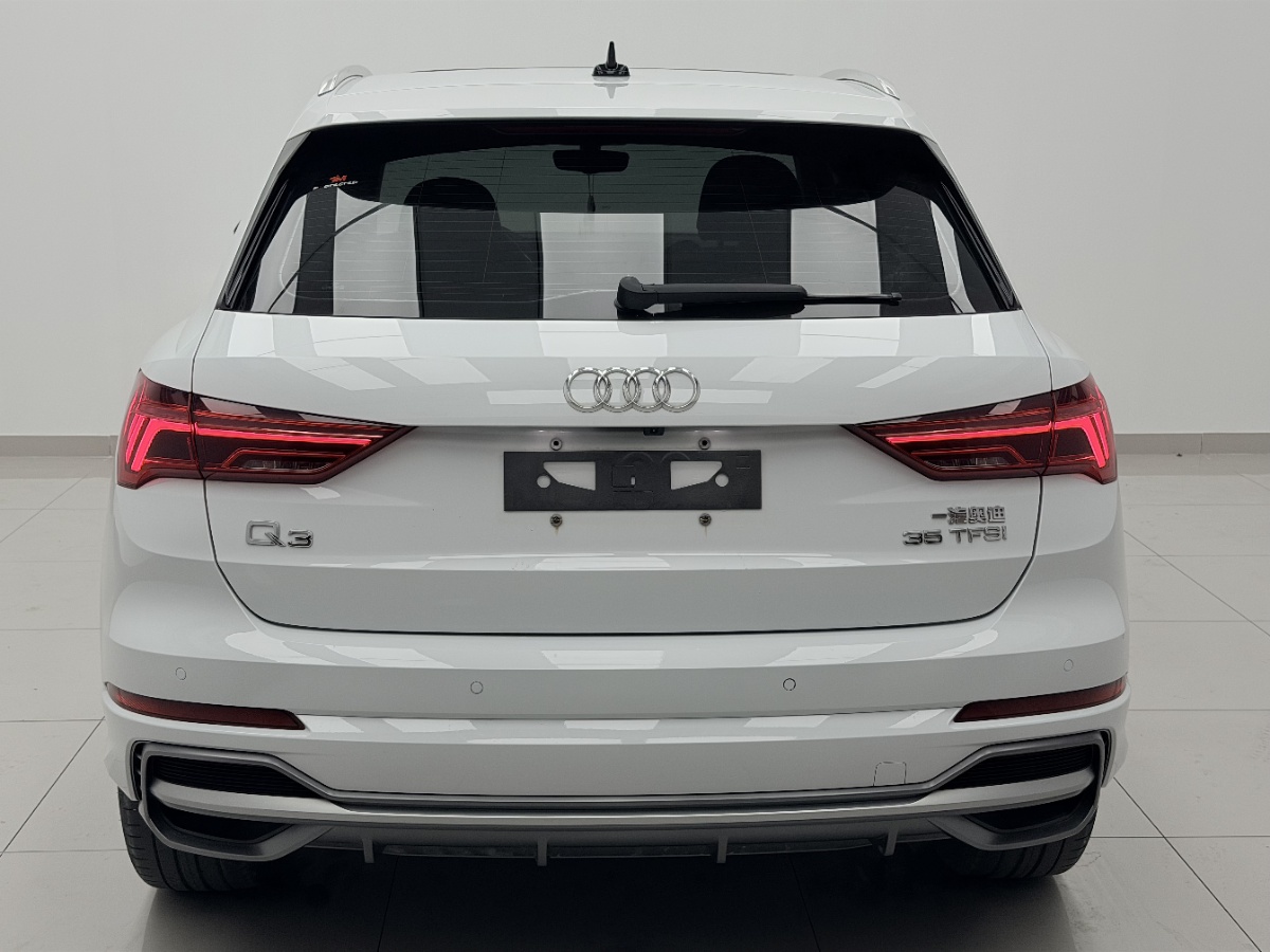 Audi Q3 2022 #10 Audi Q3 2022 car image #10
