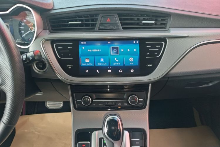GEELY Emgrand GS 2018 car image #13