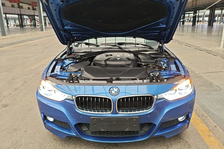 BMW 3 Series 2018 #22 BMW 3 Series 2018 car image #22