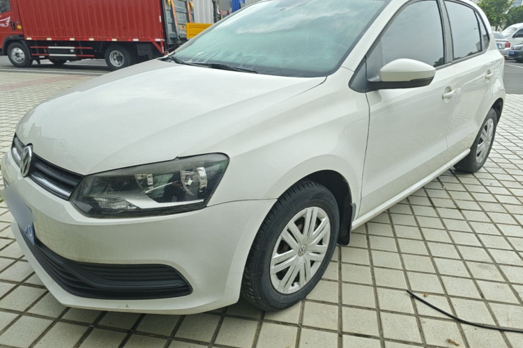 Volkswagen Polo 2014 #2 Volkswagen Polo 2014 car image #2