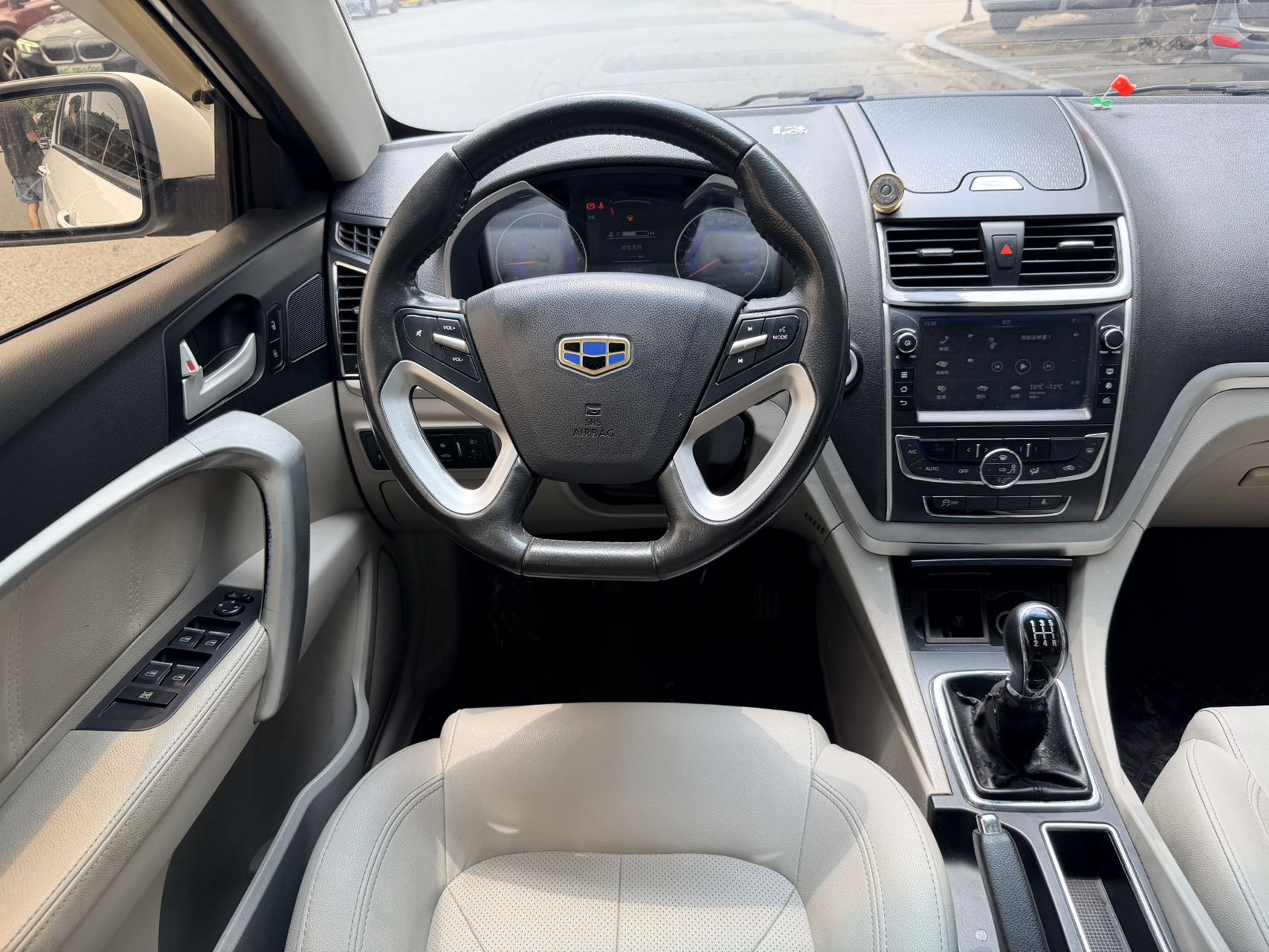 GEELY Emgrand 2016 #8 GEELY Emgrand 2016 car image #8