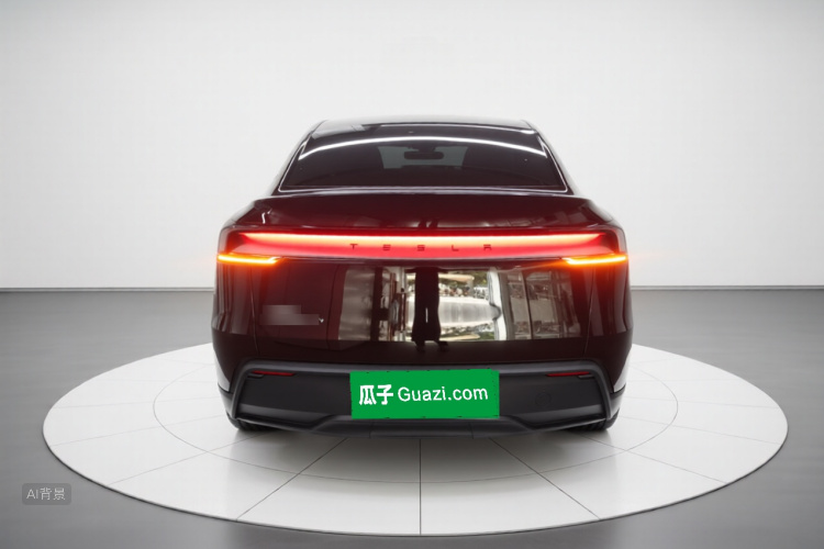Tesla Model Y 2025 #6 Tesla Model Y 2025 car image #6