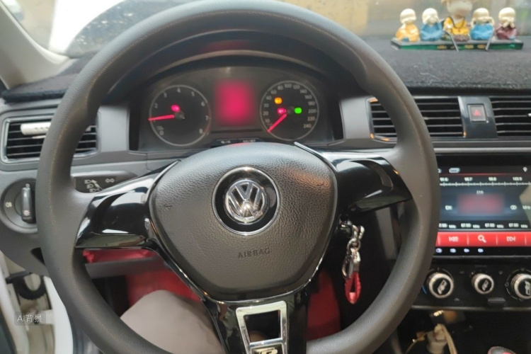 Volkswagen Santana 2017 car image #12