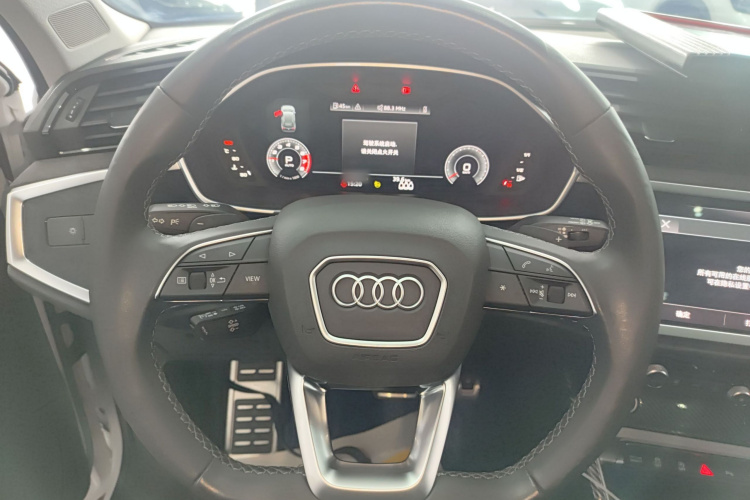 Audi Q3 2023 #15 Audi Q3 2023 car image #15