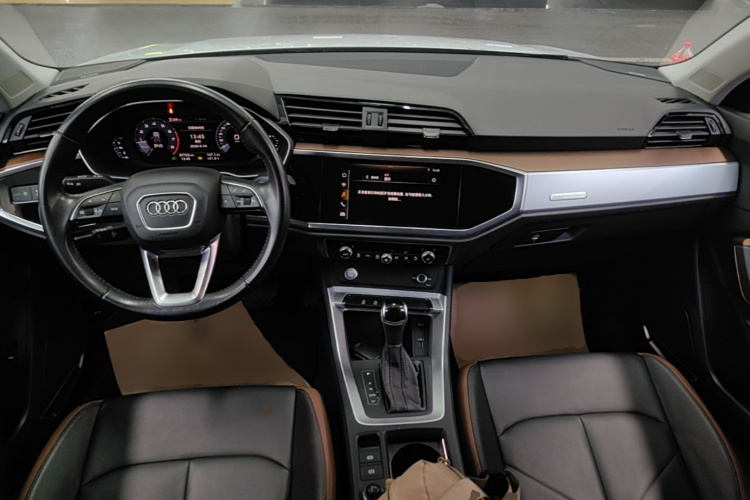 Audi Q3 2019 #10 Audi Q3 2019 car image #10